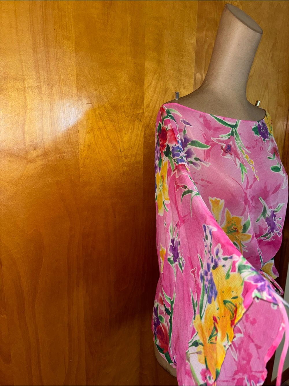 Ralph Lauren Pink Floral blouse 100% silk Vintage - Picture 3 of 6